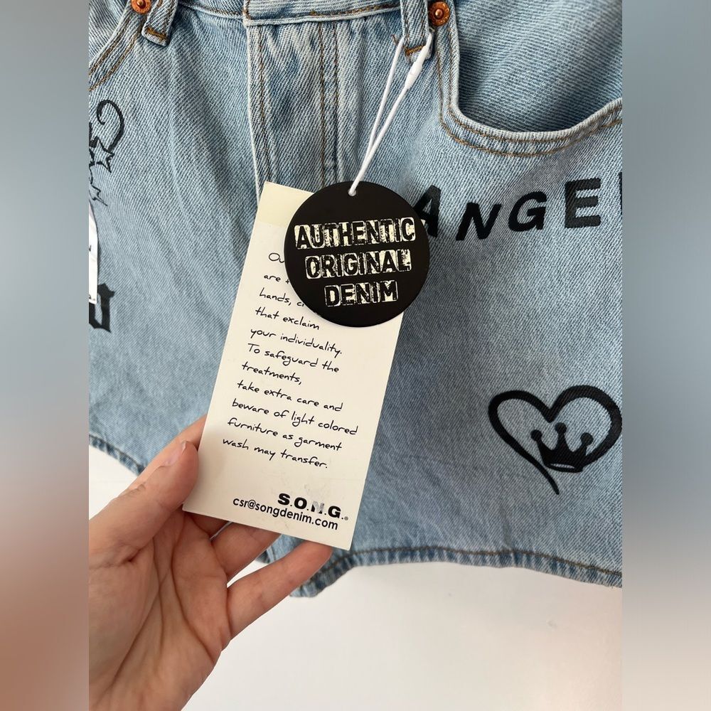 S.O.N.G Women’s Timeless Jean Shorts Denim Size 5/27 Button Fly Inseam 3’” New - Picture 6 of 10